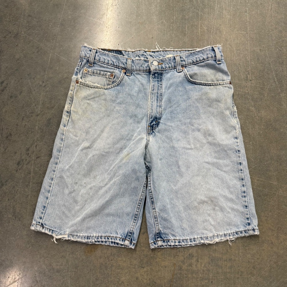 Vintage Levis 550 Relaxed Fit Denim Shorts Light Wash Cut Off Jorts Mens 36 USA